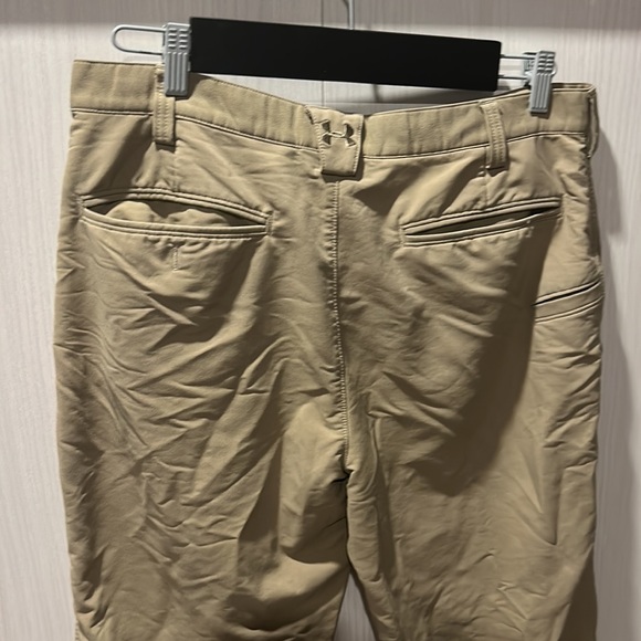 Under armour golf pants 34/32 fit like a 32/32 - Picture 2 of 6